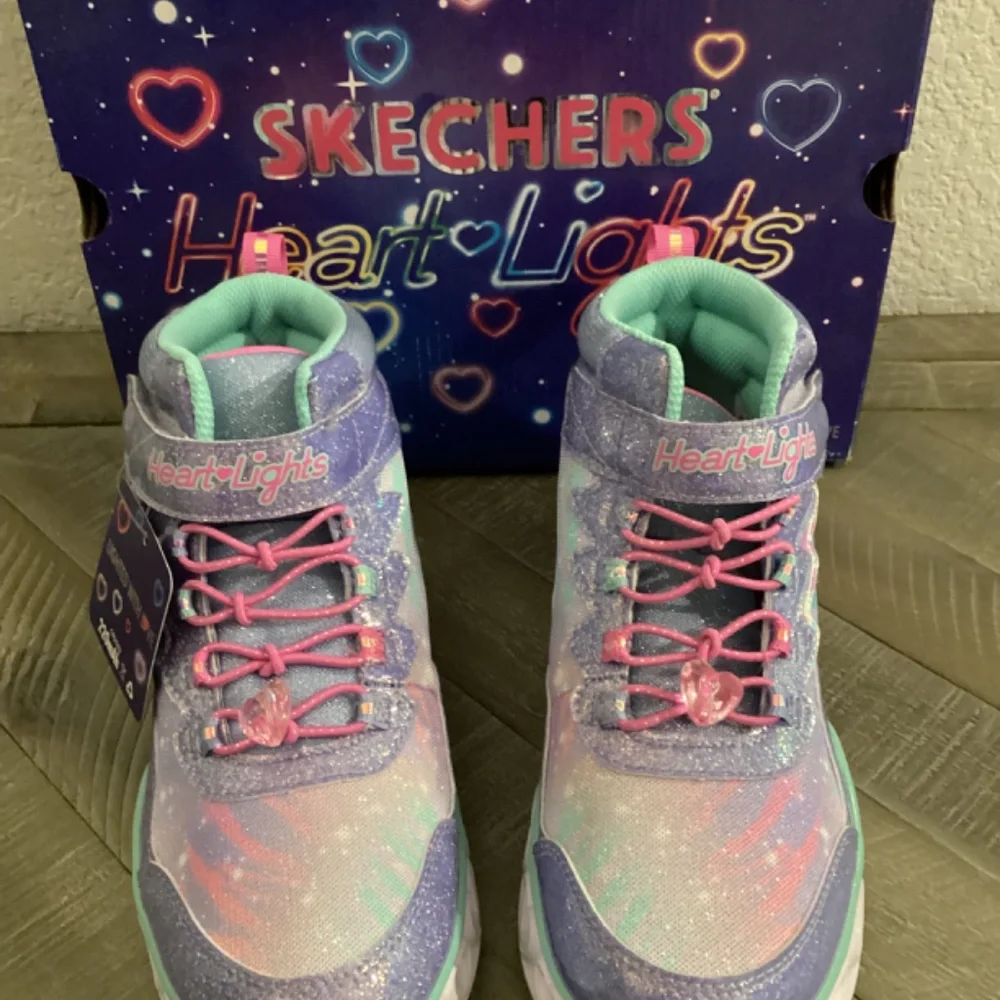 SKECHERS Little Girls Heart Lights Light-Up Adjustable Strap Sneaker Boo…
